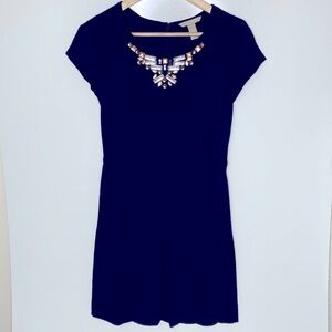 Banana Republic Black Holiday Party Dress Pockets Beaded Short Sleeve Size 2